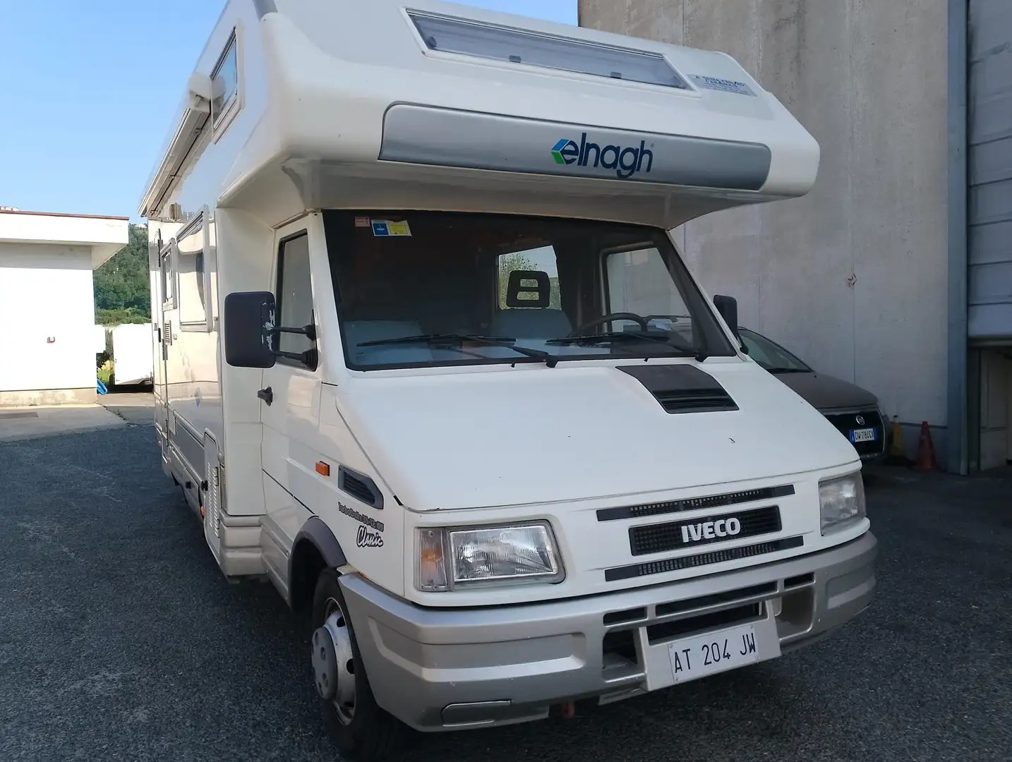 Iveco 35E12A/ELNAGH FID 6.66T Білий - 1