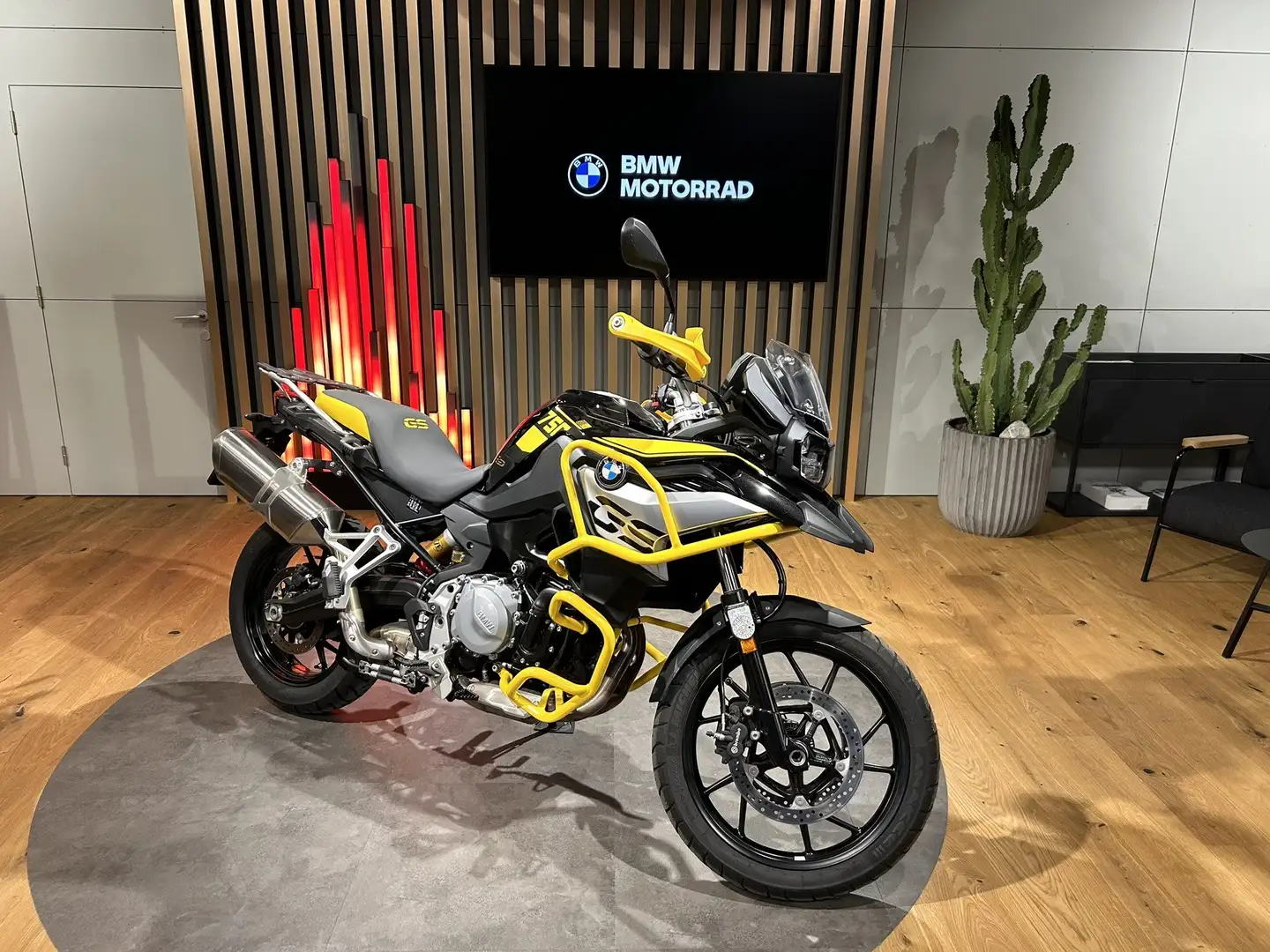 BMW F 750 GS Schwarz - 1