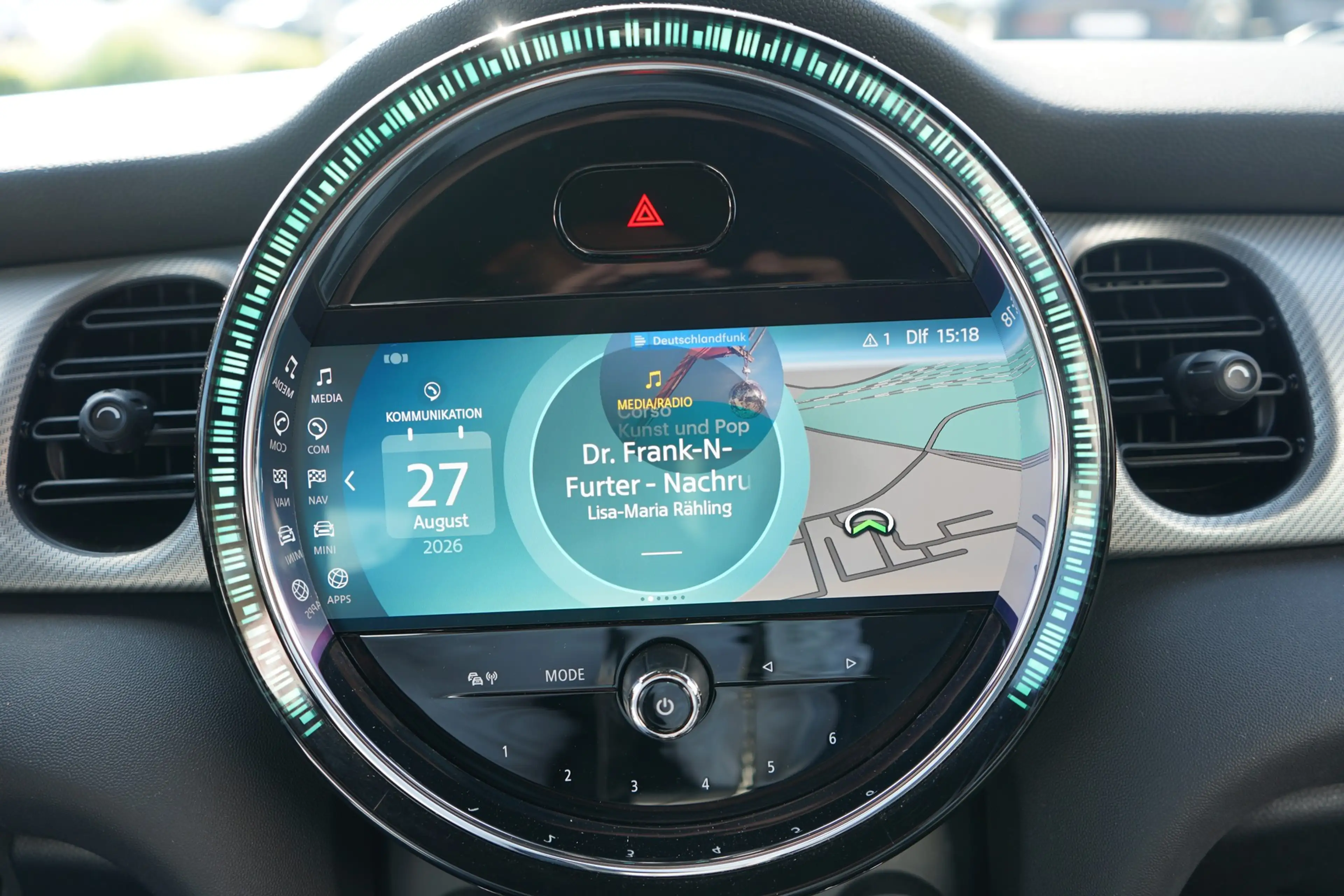 MINI Cooper Mini Cooper SE Classic Trim LED Navi Sitzheizung — photo 13