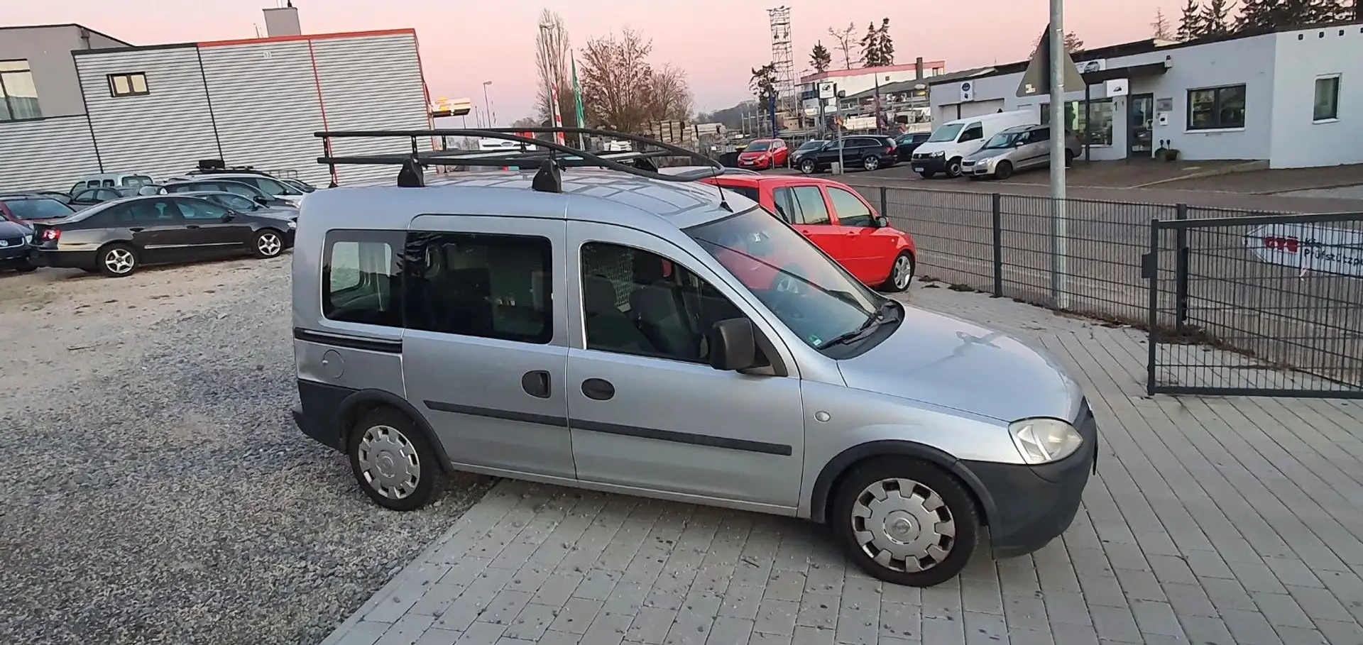 Opel Combo Basis Combi CNG (ERDGAS) AHK*Regal*Dachtr. Szary - 1