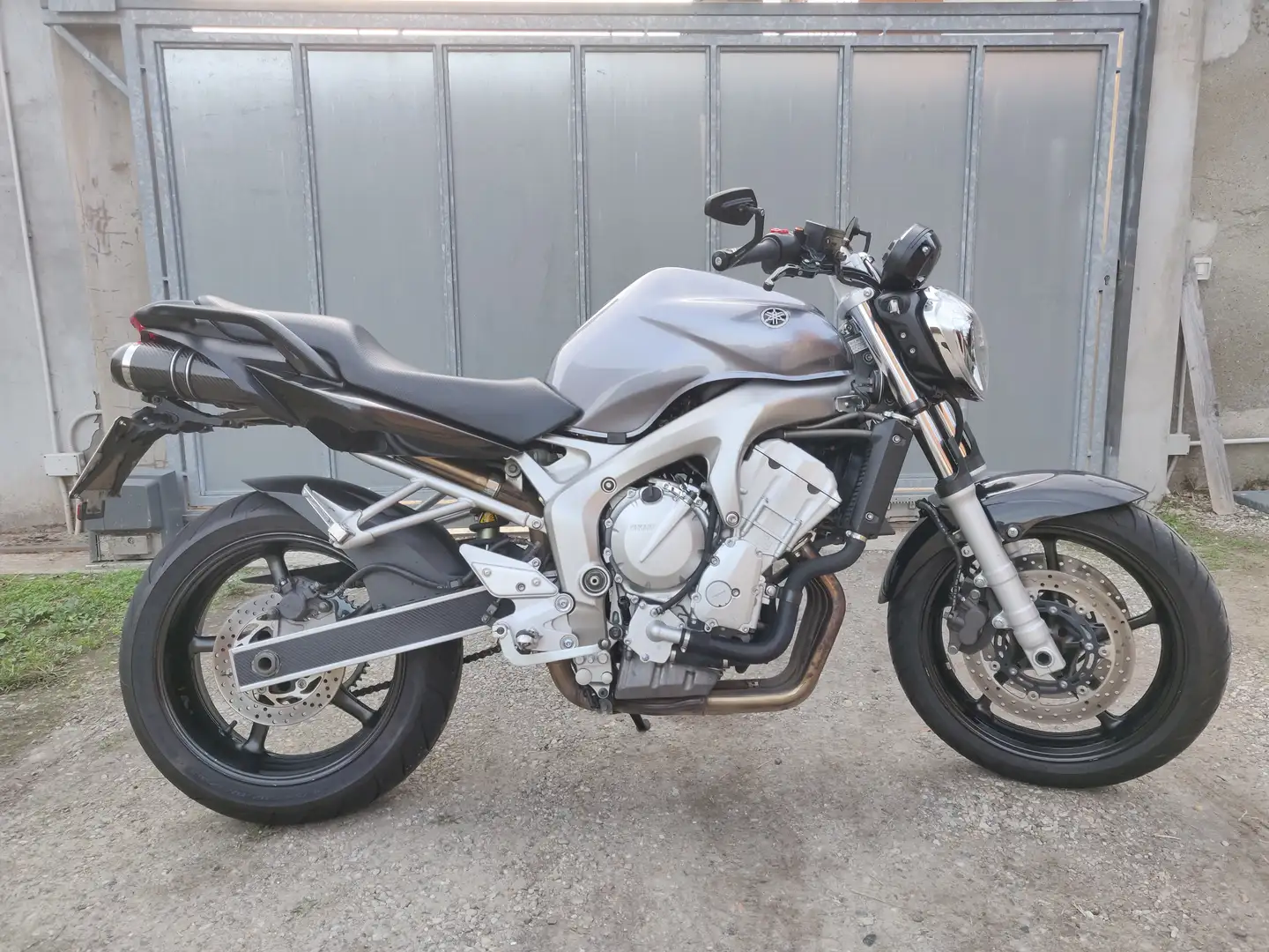 Yamaha FZ 6 - 1
