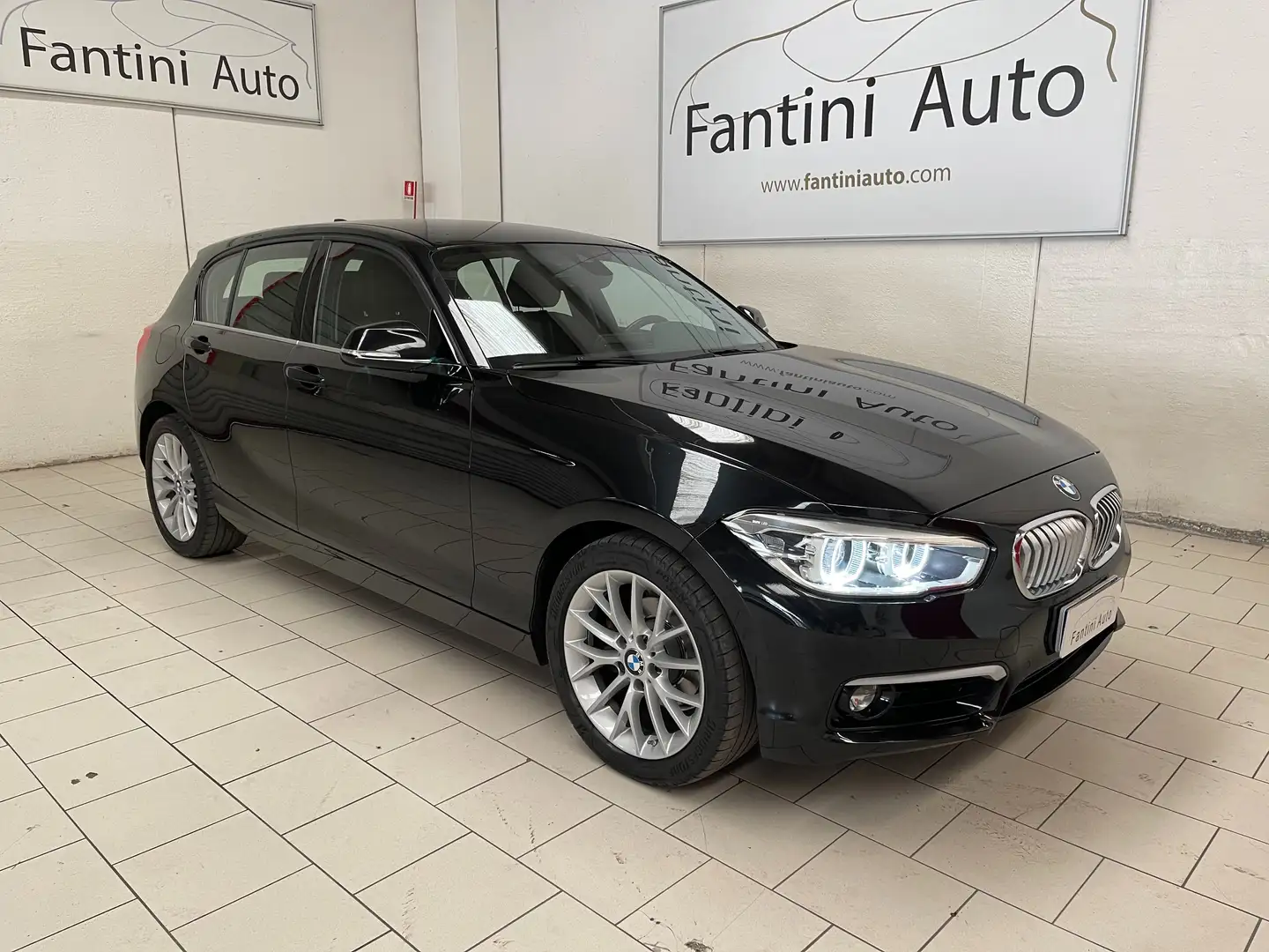 BMW 118 d Sport 5porte cambio auto-LEGGI SOTTO Zwart - 1