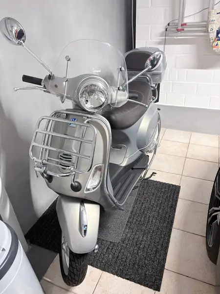 Vespa LX 50 - foto 3