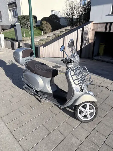 Vespa LX 50 - foto 5
