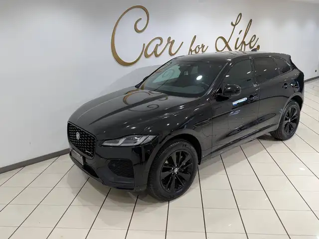 Jaguar F-Pace view 3