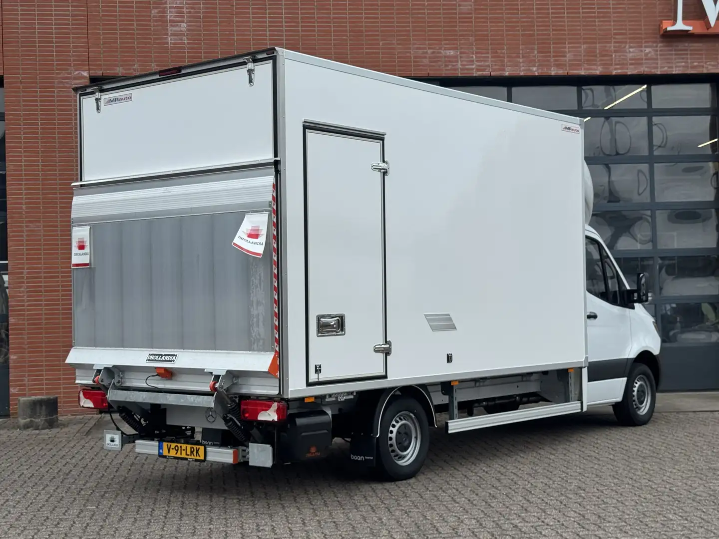 Mercedes-Benz Sprinter 317 Bakwagen + Laadklep | LED | 10" Mbux | Navigat Wit - 2