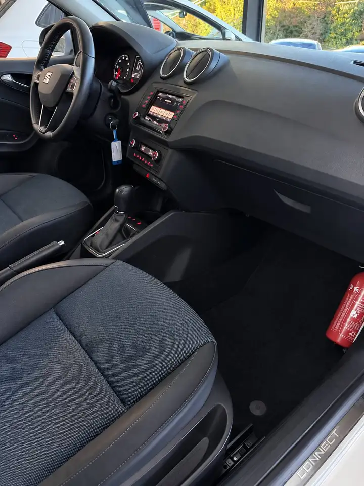 SEAT Ibiza — photo 9 sur 23