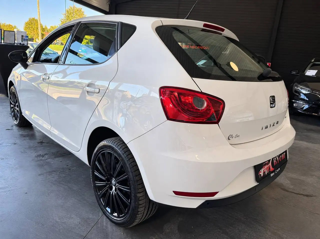 SEAT Ibiza — photo 4 sur 23
