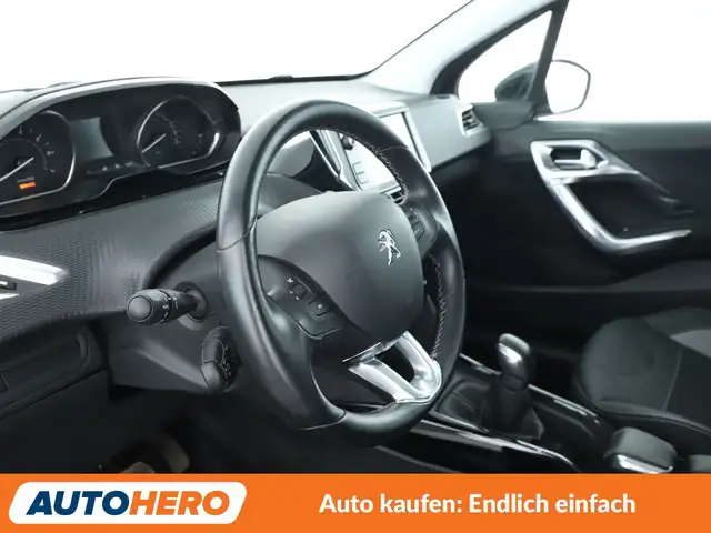 Peugeot 2008 view 11