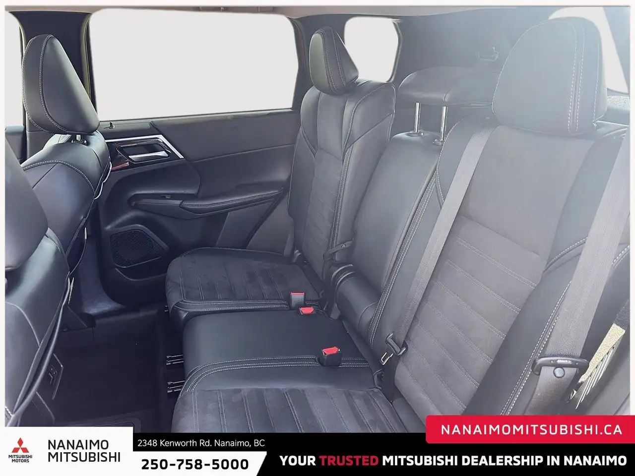 Mitsubishi Outlander снимка Mitsubishi Outlander