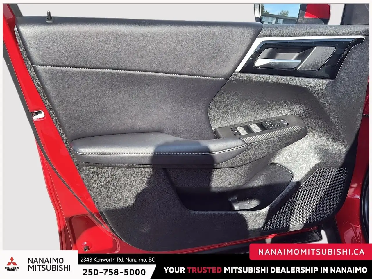 Mitsubishi Outlander снимка Mitsubishi Outlander