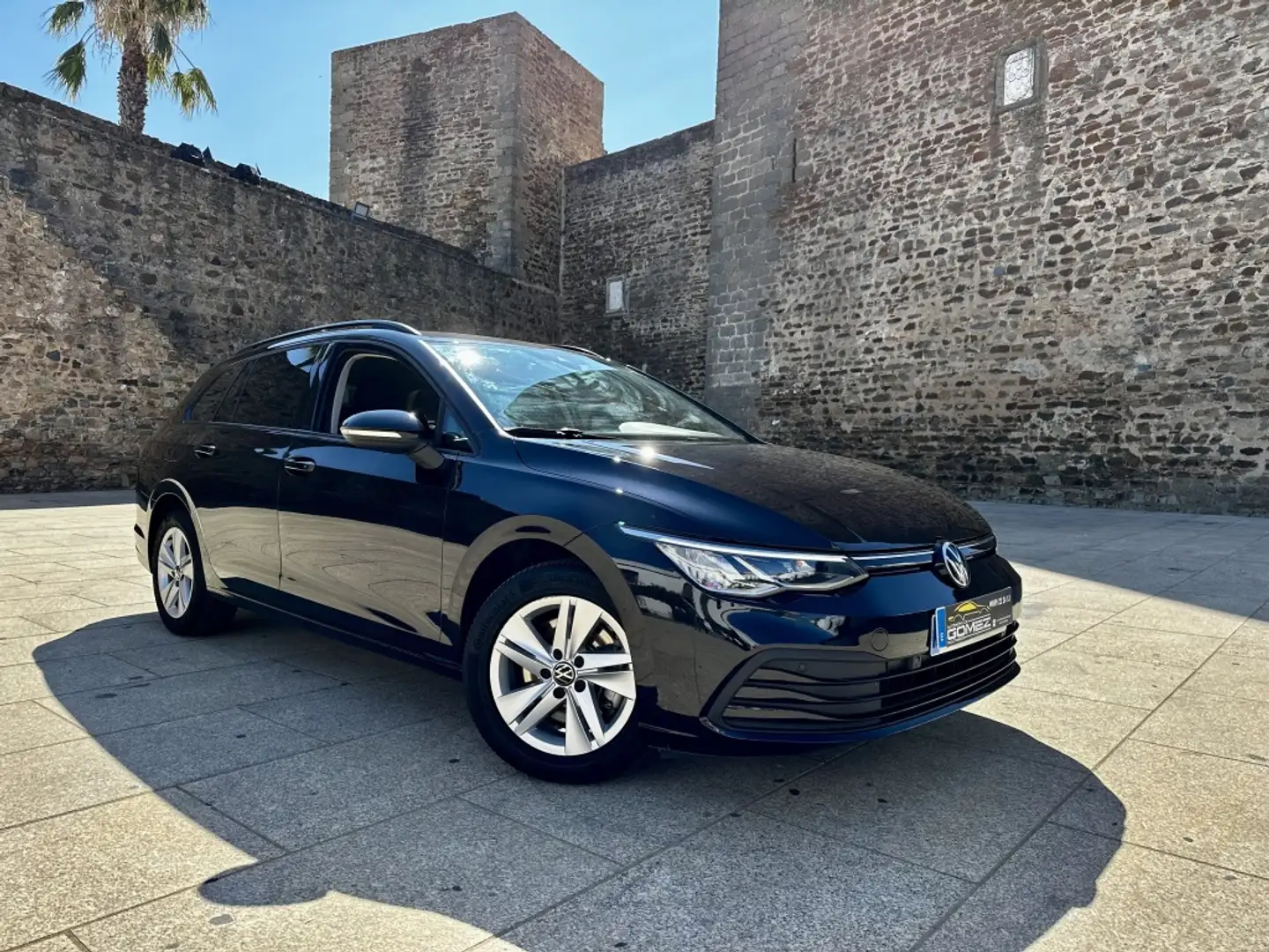 Volkswagen Golf 2.0TDI DSG 85kW Zwart - 2