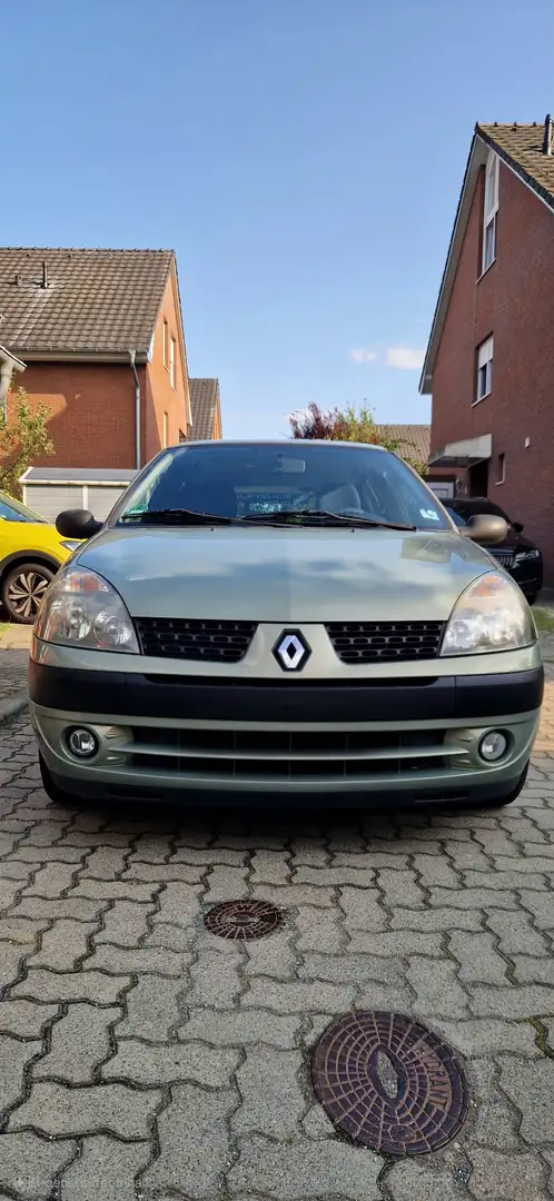Renault Clio 1.2 Grün - 2