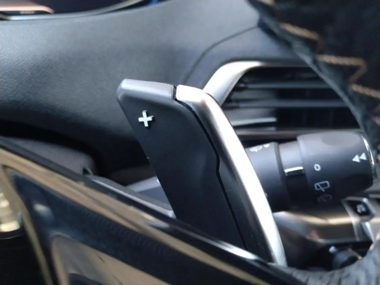 Peugeot 3008 3008 — photo 24