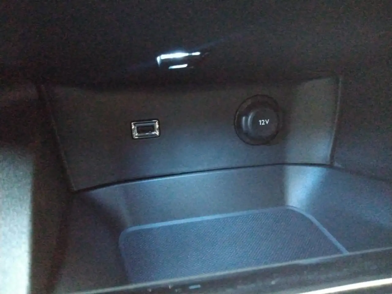 Peugeot 3008 3008 — photo 39