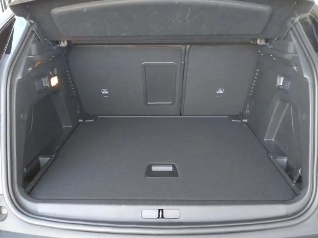 Peugeot 3008 3008 — photo 29