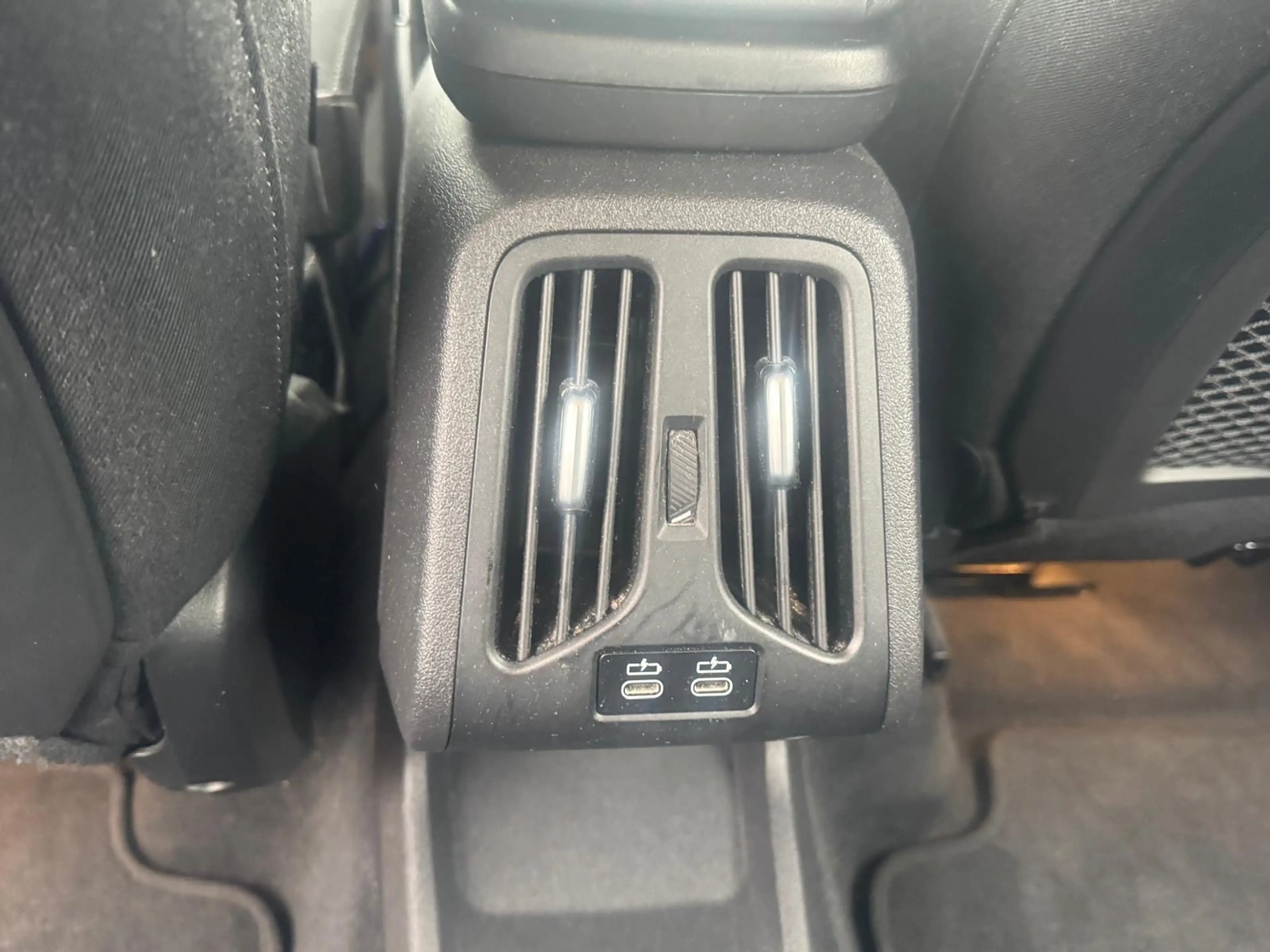 BMW 218 218d Active Tourer Aut. — photo 11