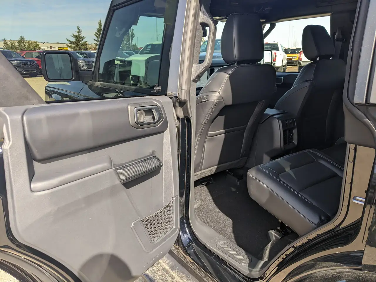 Ford Bronco снимка Ford Bronco