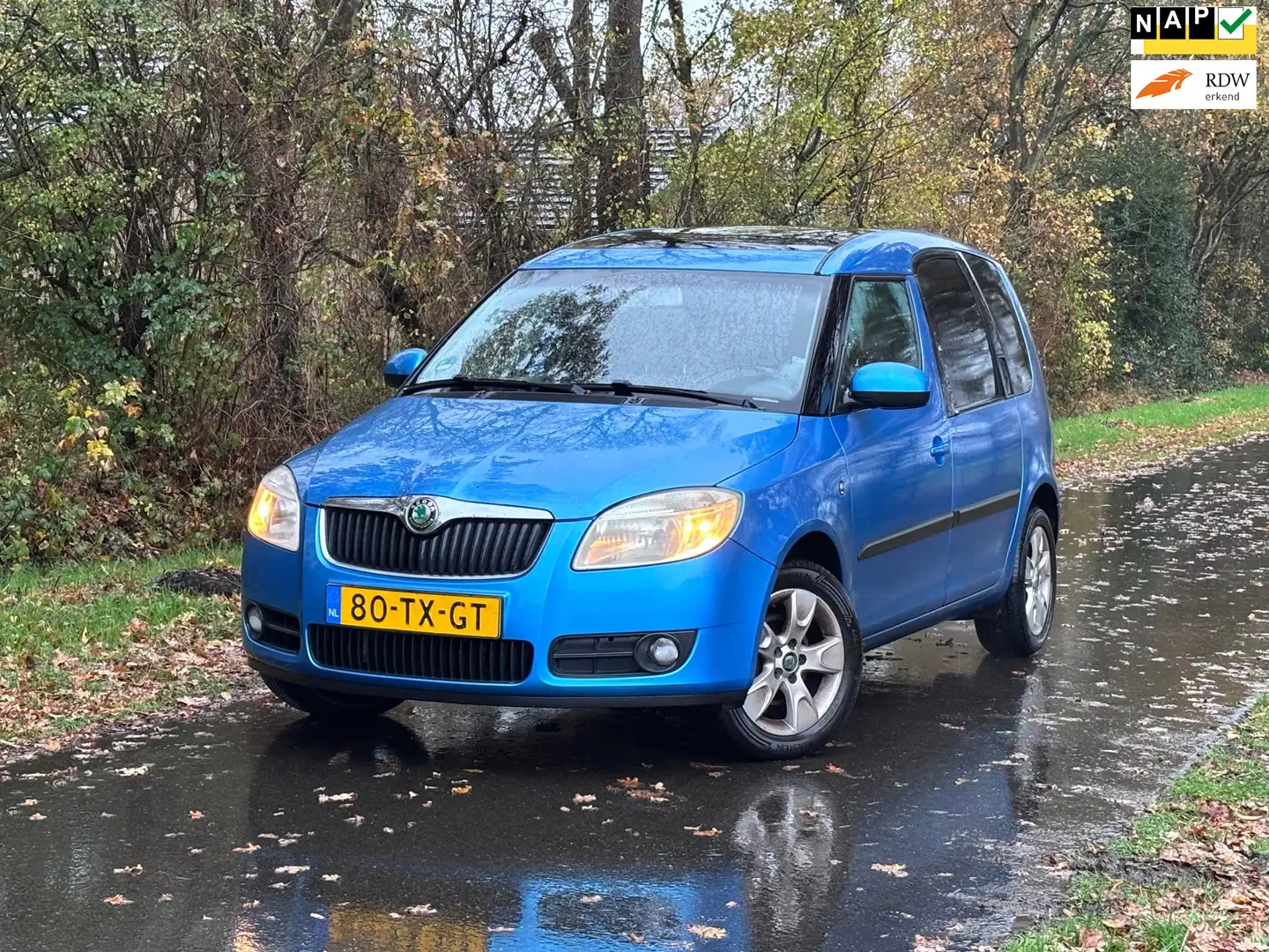 Skoda Roomster 1.4-16V Style | Airco + Cruise Nu € 1.950,-!!! Blauw - 1