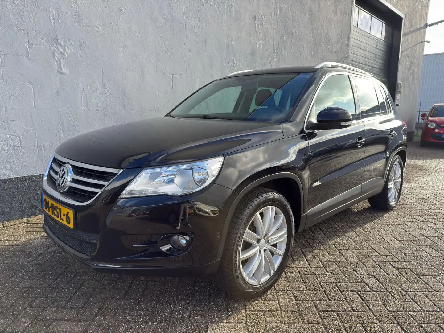 Volkswagen Tiguan 1.4 TSI Sport&Style - Trekhaak - LMV Noir - 1