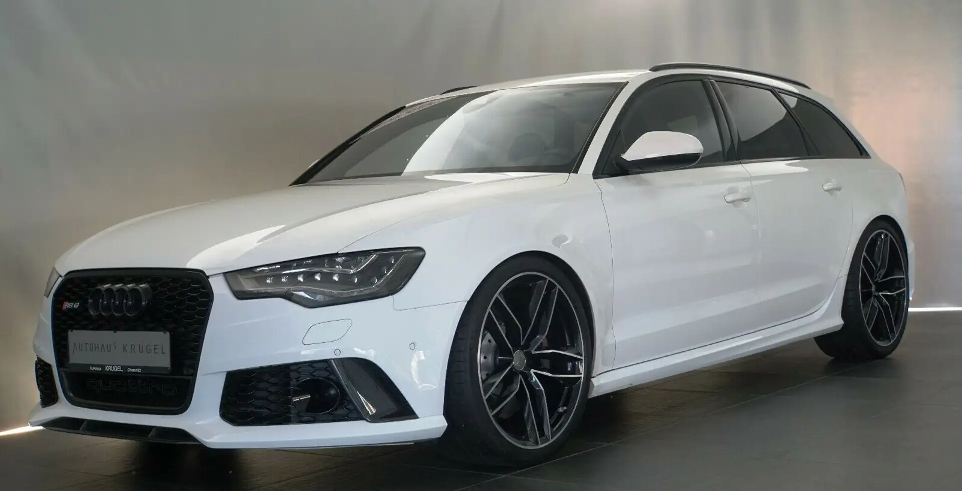 Audi RS6 Avant 4.0 TFSI V8 Quattro Matrix / Carbon bijela - 1