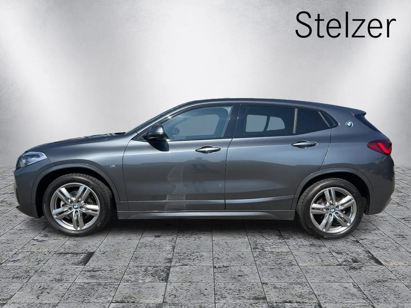 BMW X2 xDrive Klima LED Shz Grau - 2