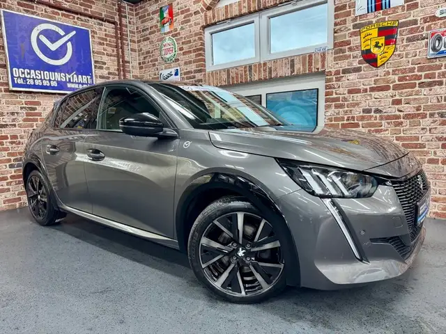 Peugeot 208 208 131cv Auto GT Navig/SiègCh/ClimA/Cam/Temp