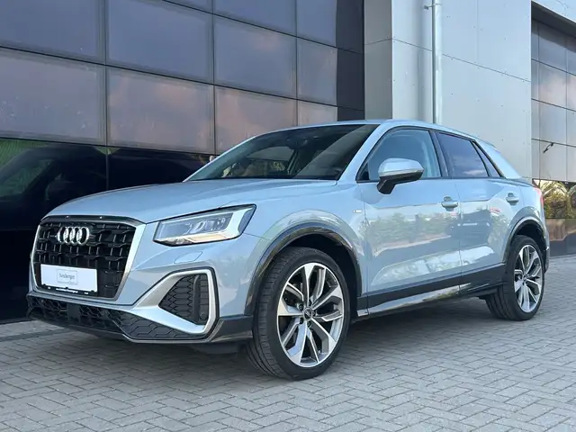 Audi Q2 35 TDI quattro S line|AHK|Rückfahrkam|Apple