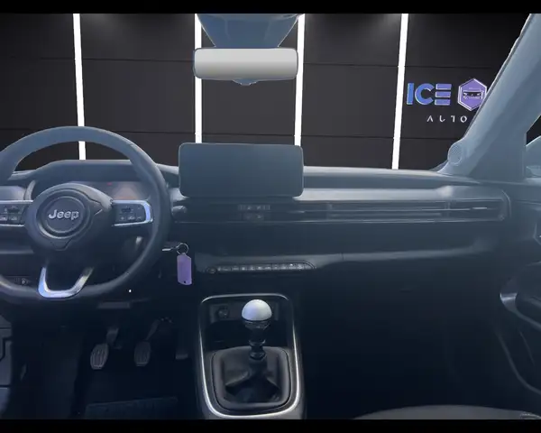 Jeep Avenger view 13