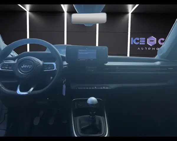 Jeep Avenger view 10