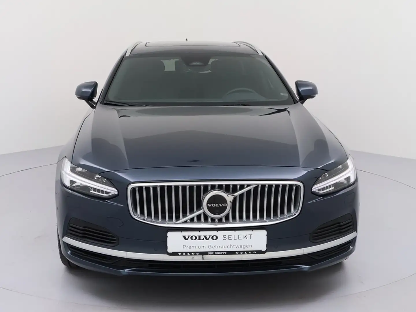 Volvo V90 Kombi T8 Ultra Bright Recharge Plug-In Hybrid AWD Blau - 2