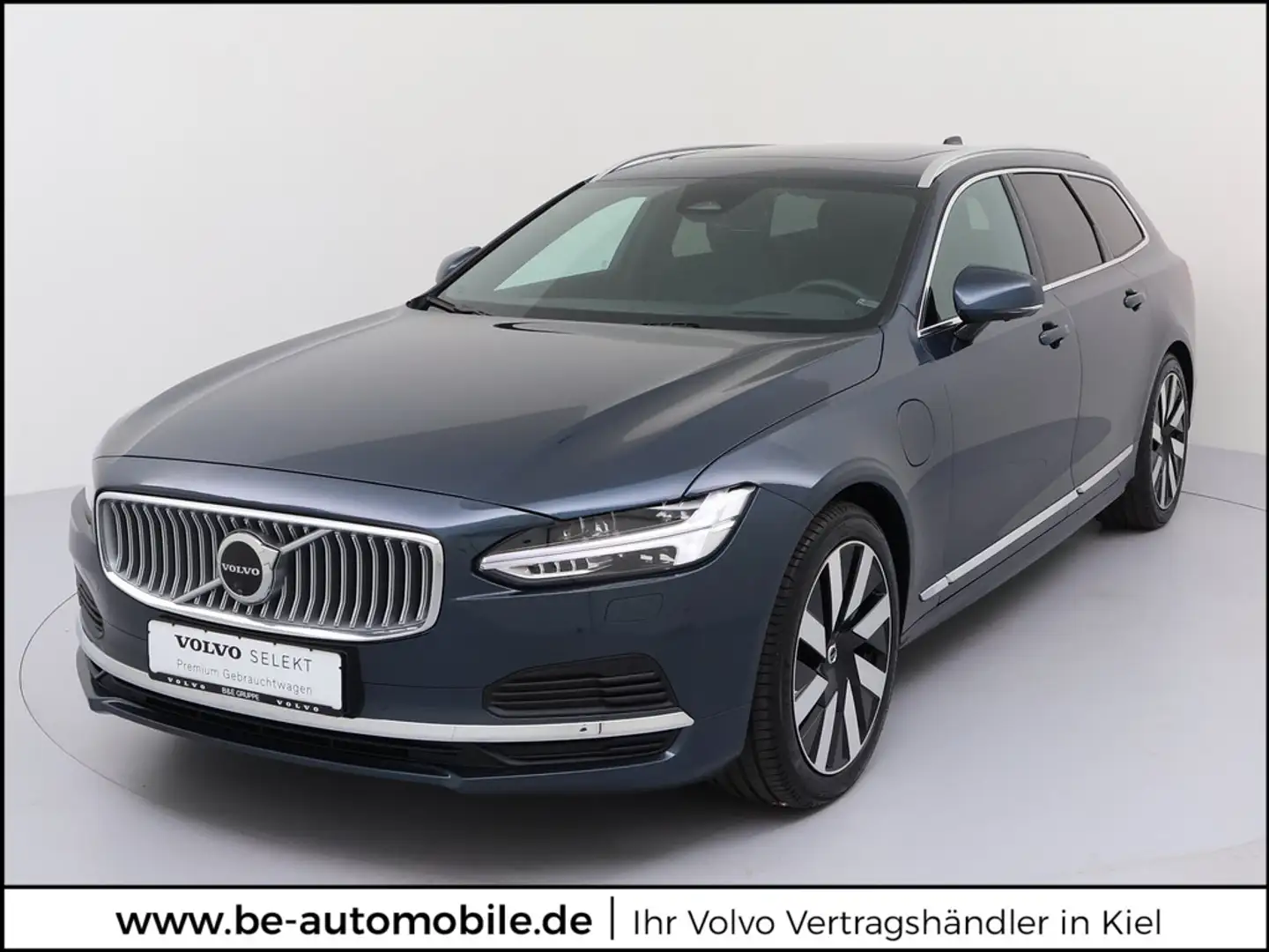 Volvo V90 Kombi T8 Ultra Bright Recharge Plug-In Hybrid AWD Blau - 1