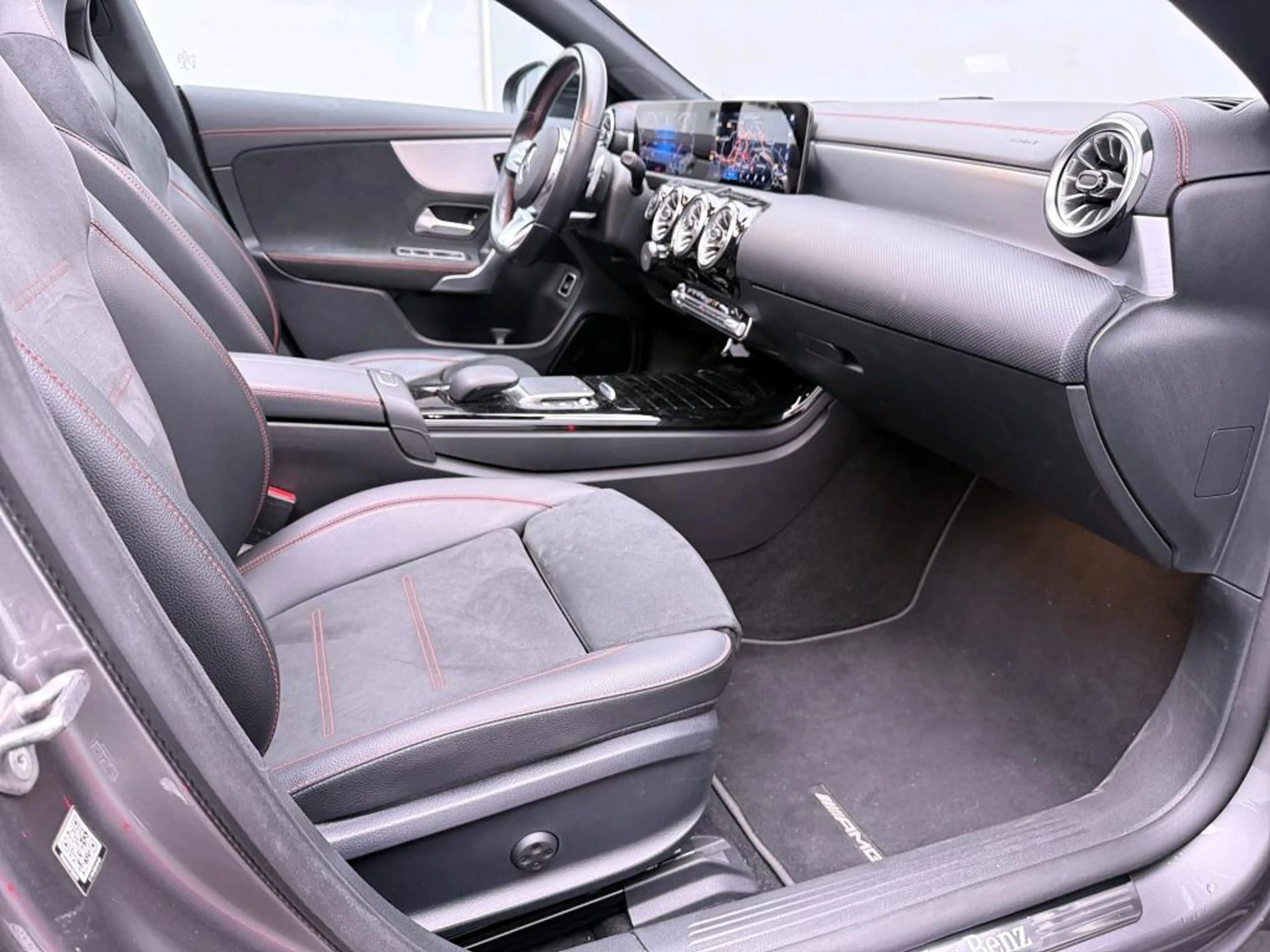 Mercedes-Benz CLA 180 Shooting Brake Business Solution AMG AMG Line | Ni — photo 5