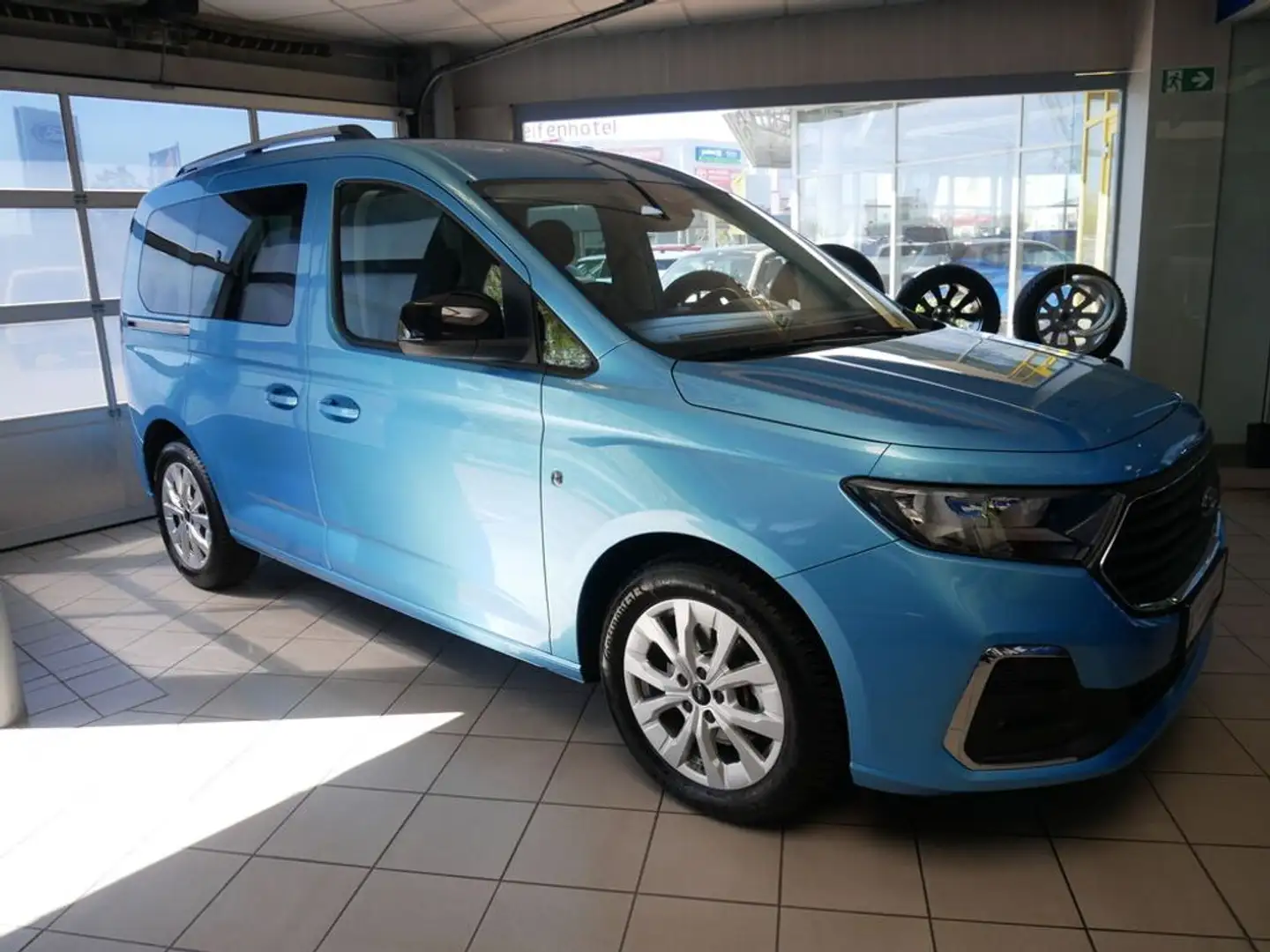 Ford Tourneo Connect Titanium L1 Automatik Blau - 2
