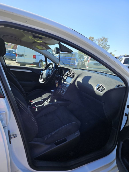 Citroen C4 Lim. Selection — photo 14