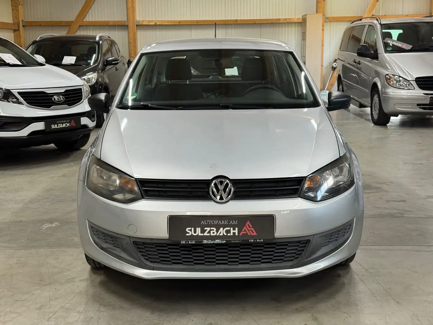 Volkswagen Polo V Trendline/1.Hand/SERVICE NEU Argent - 2