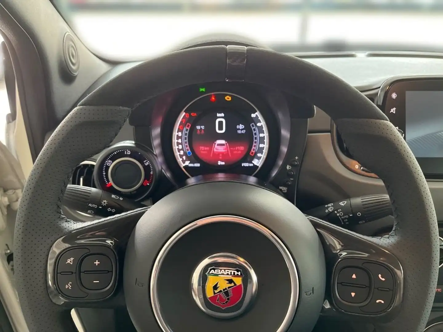Abarth 695 TURISMO 1.4 Turbo T-Jet 180 CV Alb - 2