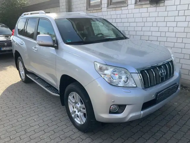 Toyota Land Cruiser Life 1.Hand/ScheckhftToyota/Standhz