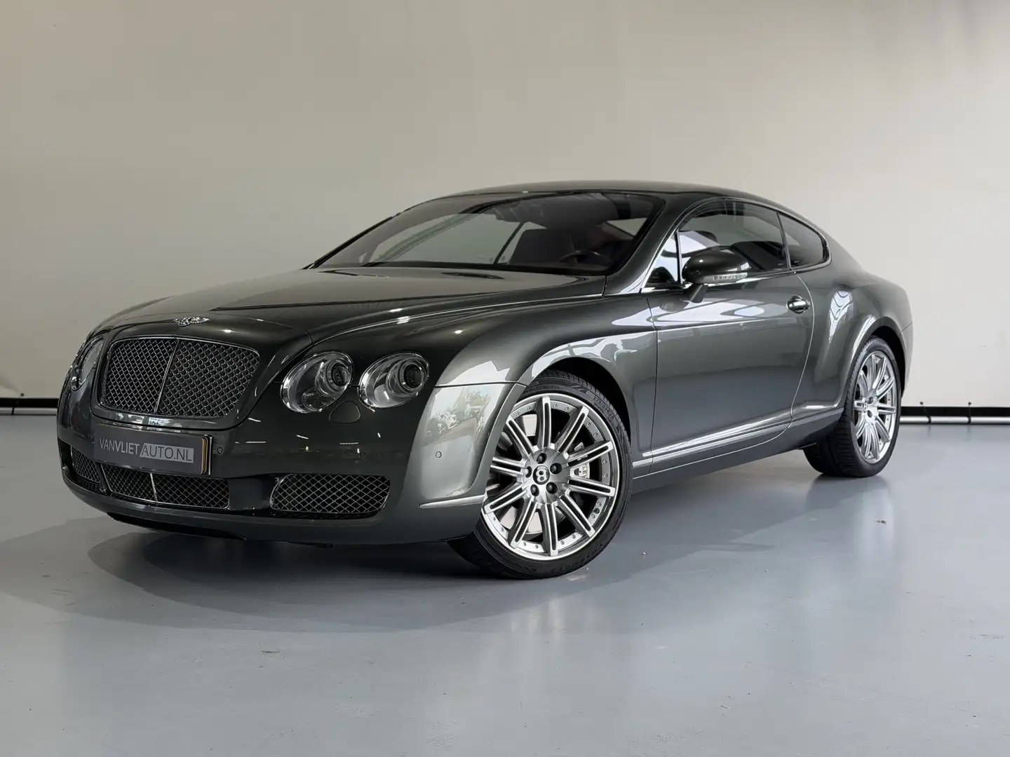 Bentley Continental GT 6.0 W12 Gris - 1