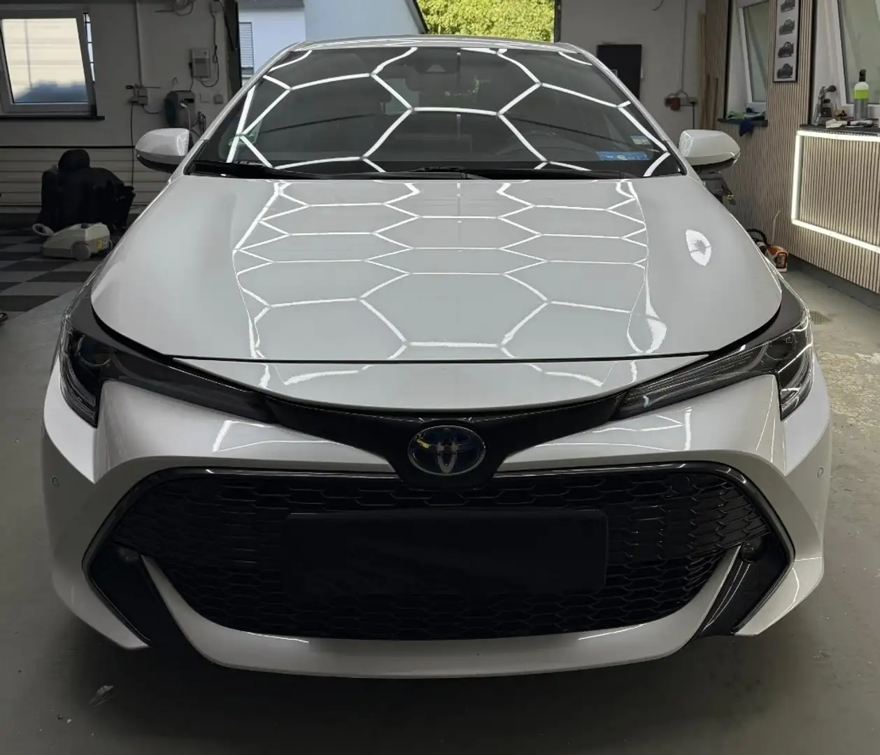 Toyota Corolla 1.8 Hybrid Team Deutschland - 2