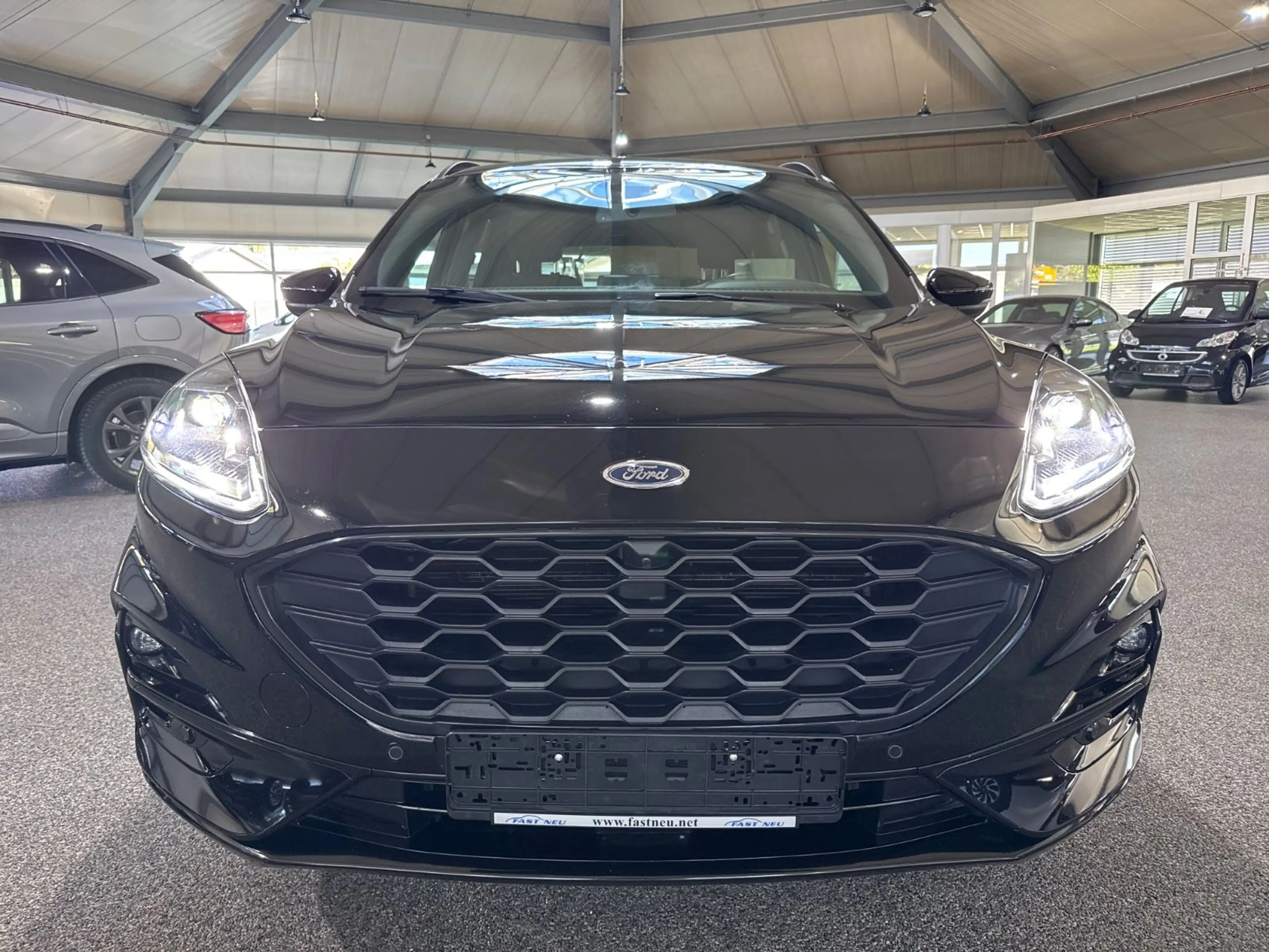 Ford Kuga 2.5i PheV ST-Line Headup RfK ACCNavi — photo 6