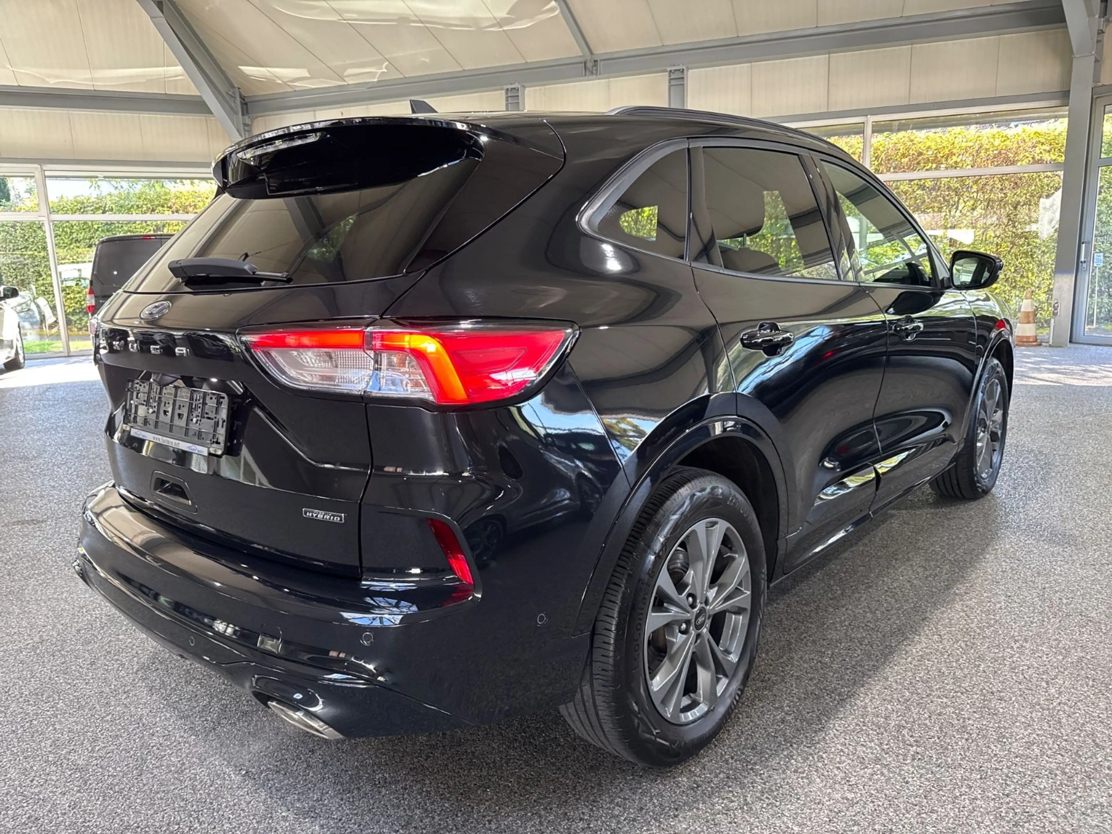 Ford Kuga 2.5i PheV ST-Line Headup RfK ACCNavi — photo 2