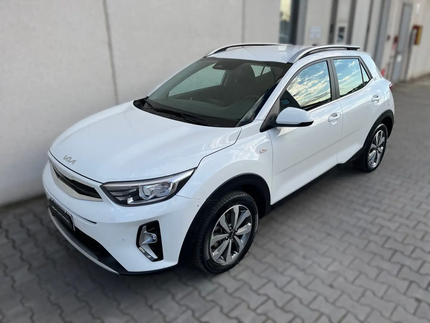 Kia Stonic 1.0 T-GDi 100 CV MHEV iMT Style (Mild Hybrid) Blanco - 2