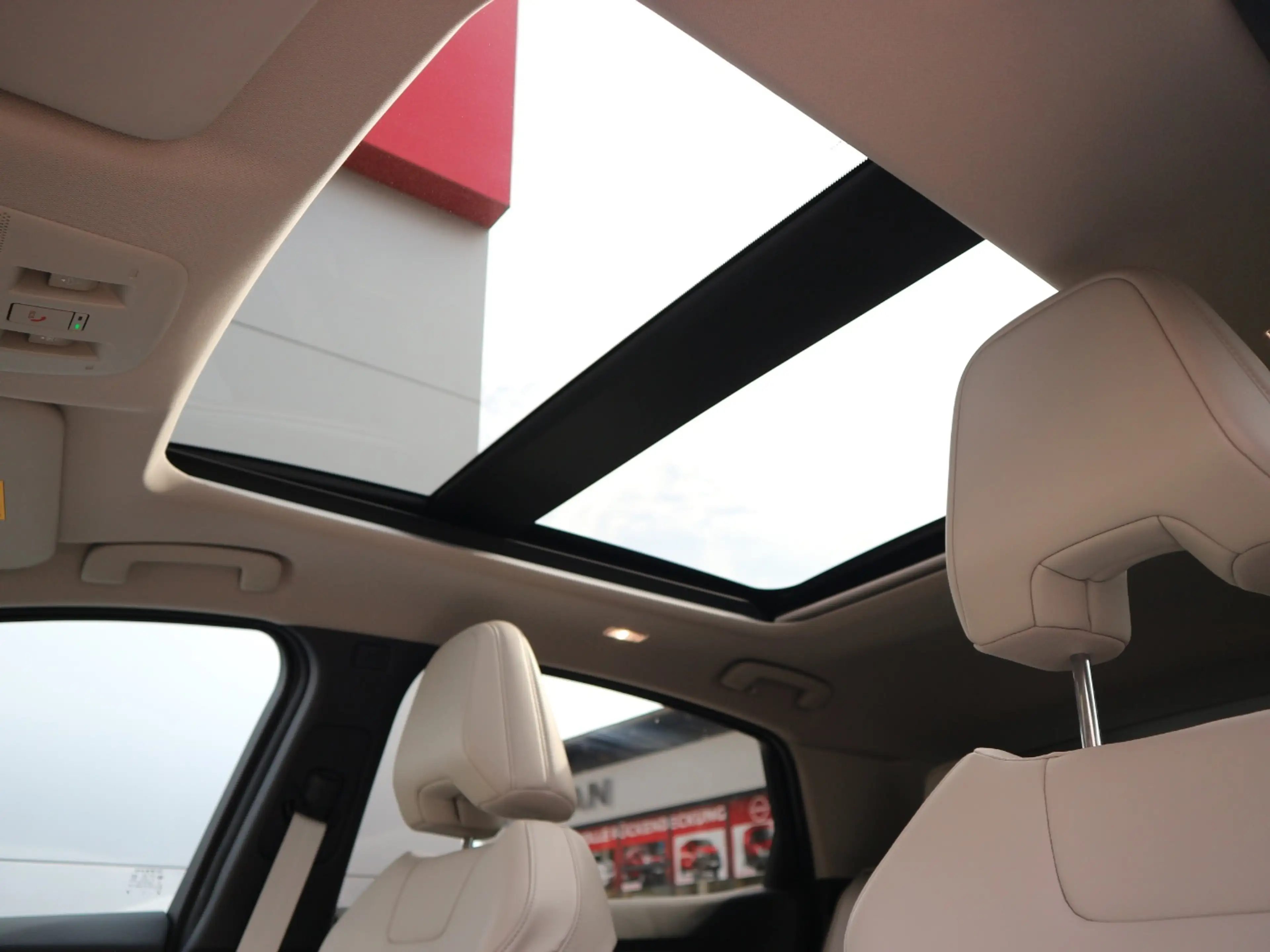 Nissan Ariya (87kWh|22kW-OBC) Evolve Pack e-4orce ACC — photo 29
