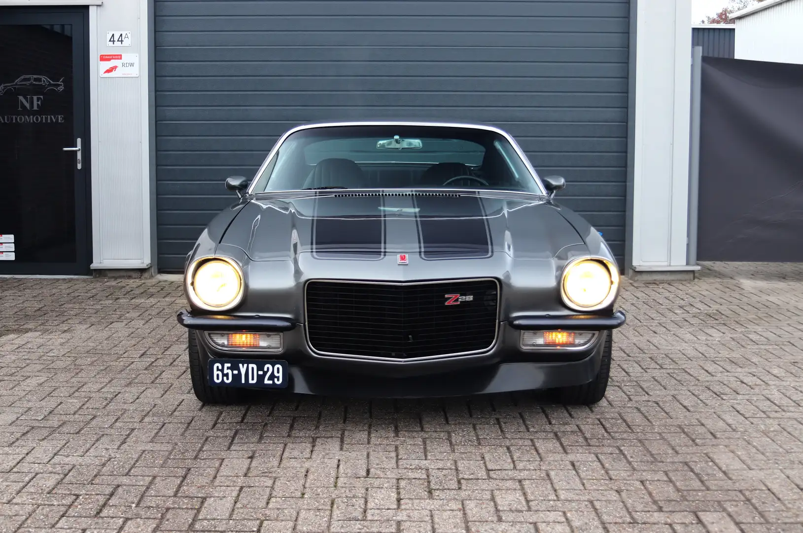 Chevrolet Camaro Camaro Z28 6.3 V8 - Restored & Modified! Gris - 2