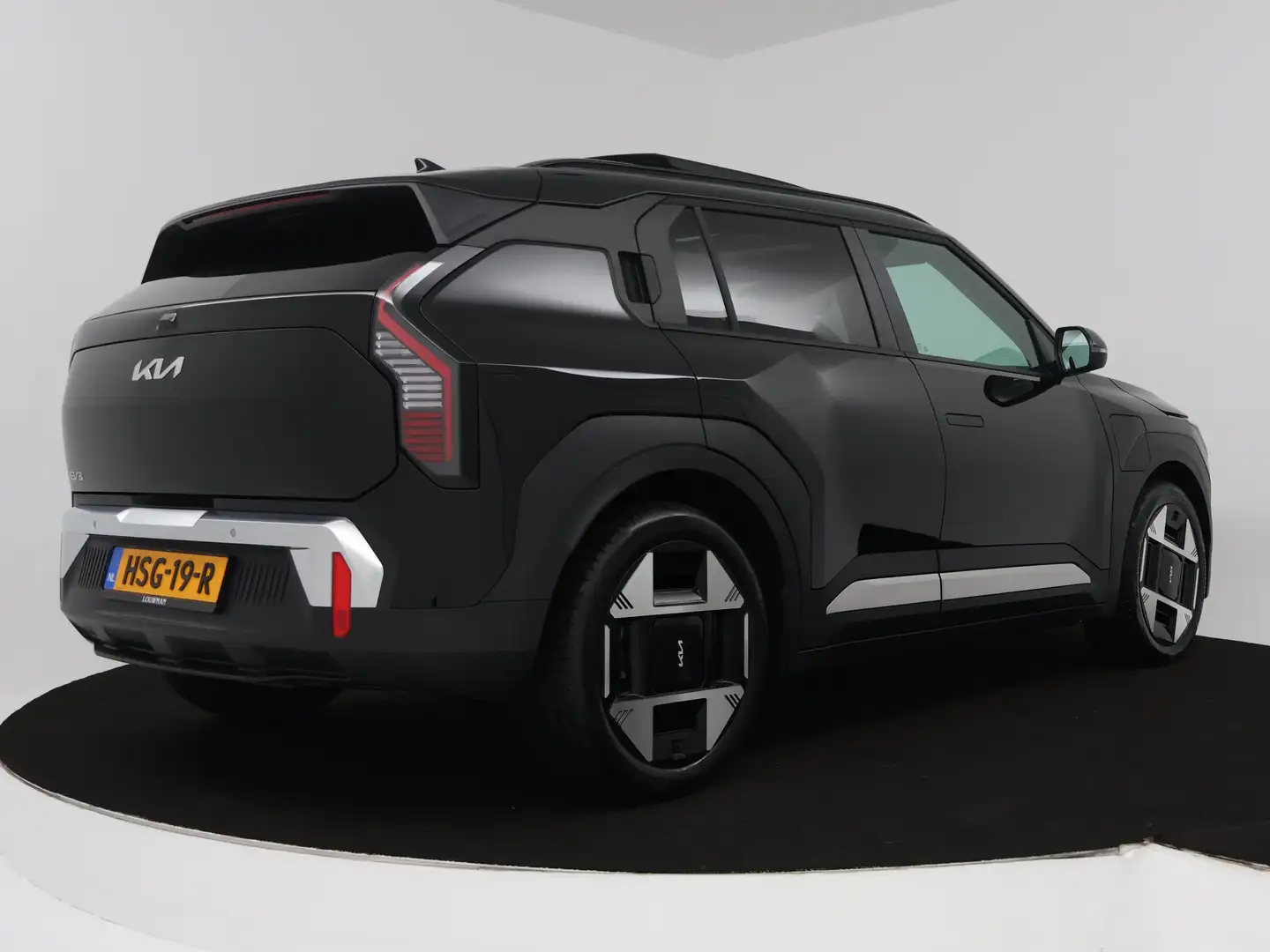 Kia EV3 Plus Advanced 58.3 kWh | Company Car | Leder | Pan Zwart - 2