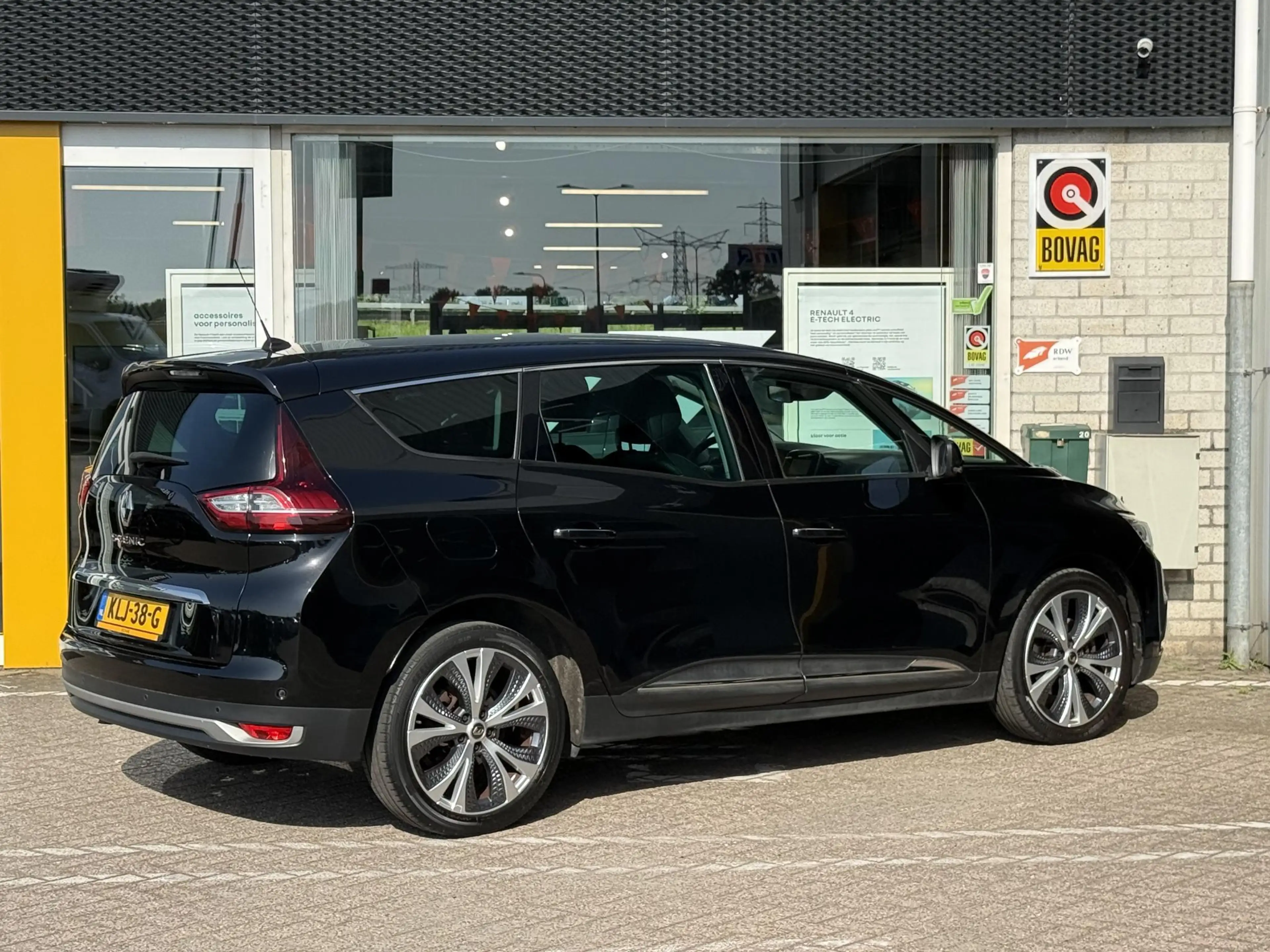 Renault Grand Scenic 1.3 TCe Intens 7p. | Dodehoek detectie | Park assi — photo 2