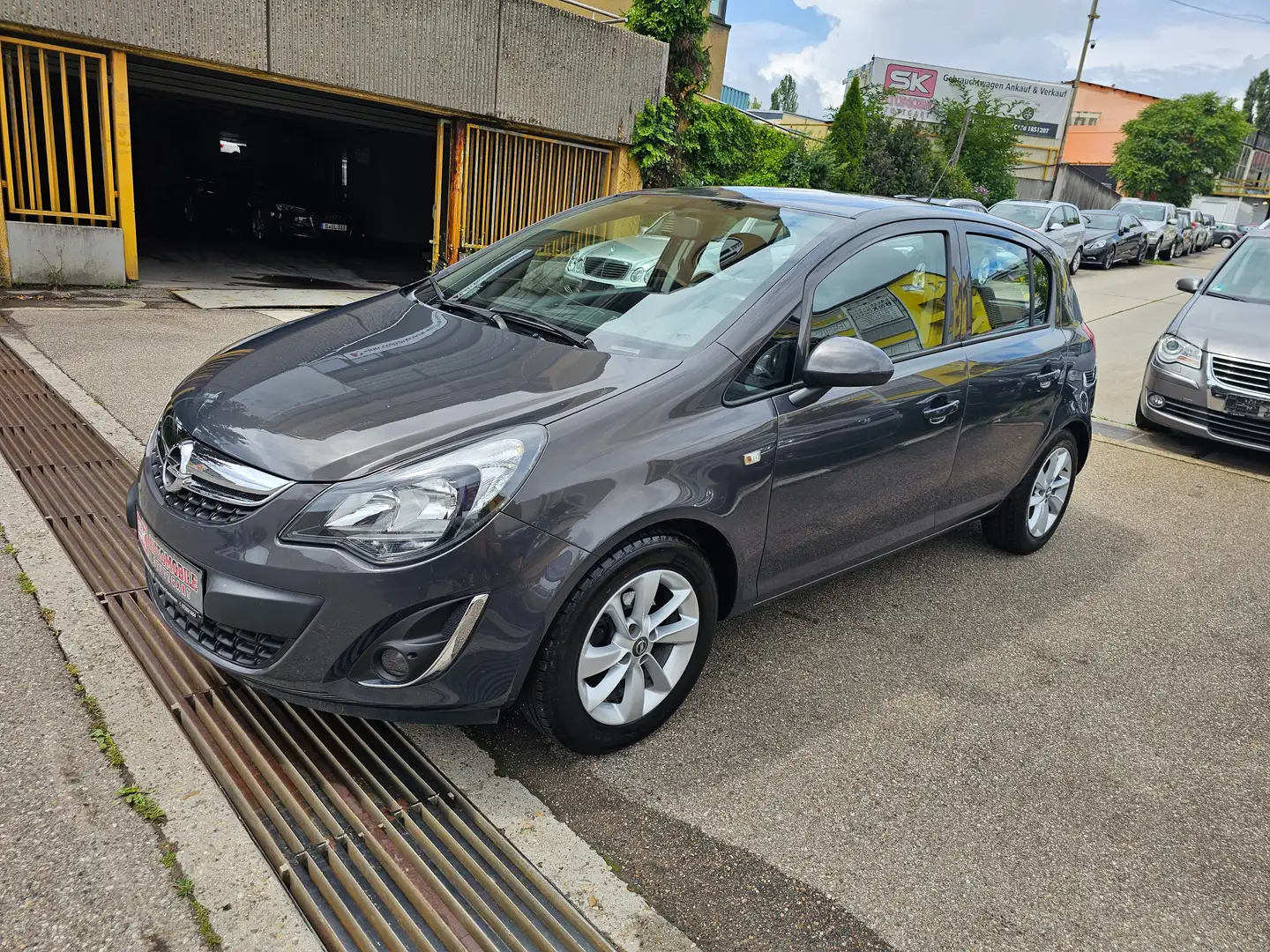 Opel Corsa Energy Gris - 1
