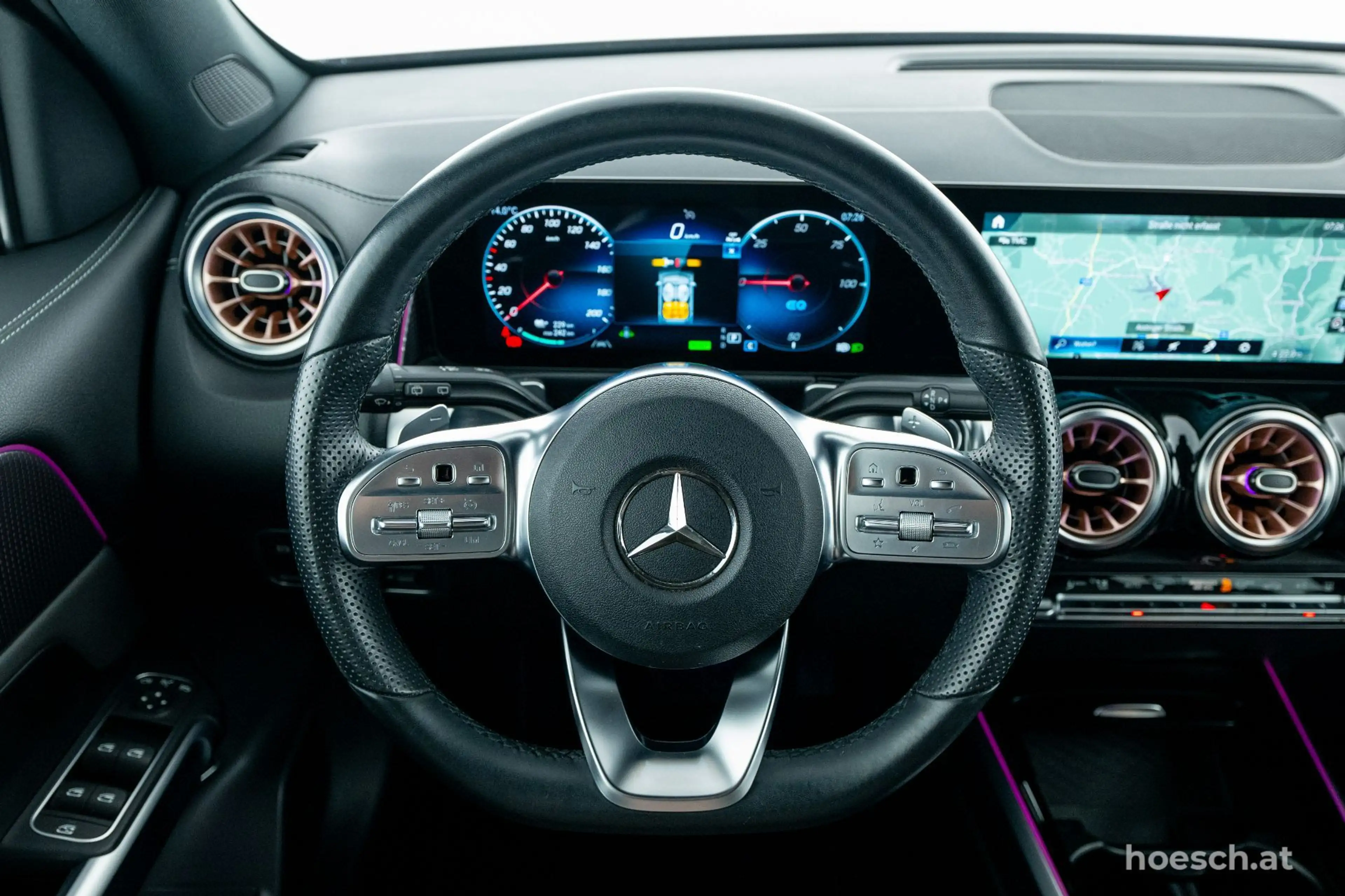 Mercedes-Benz EQB 300 4M Electric Art ADVANCED PLUS SCHNÄPPCHEN — photo 6
