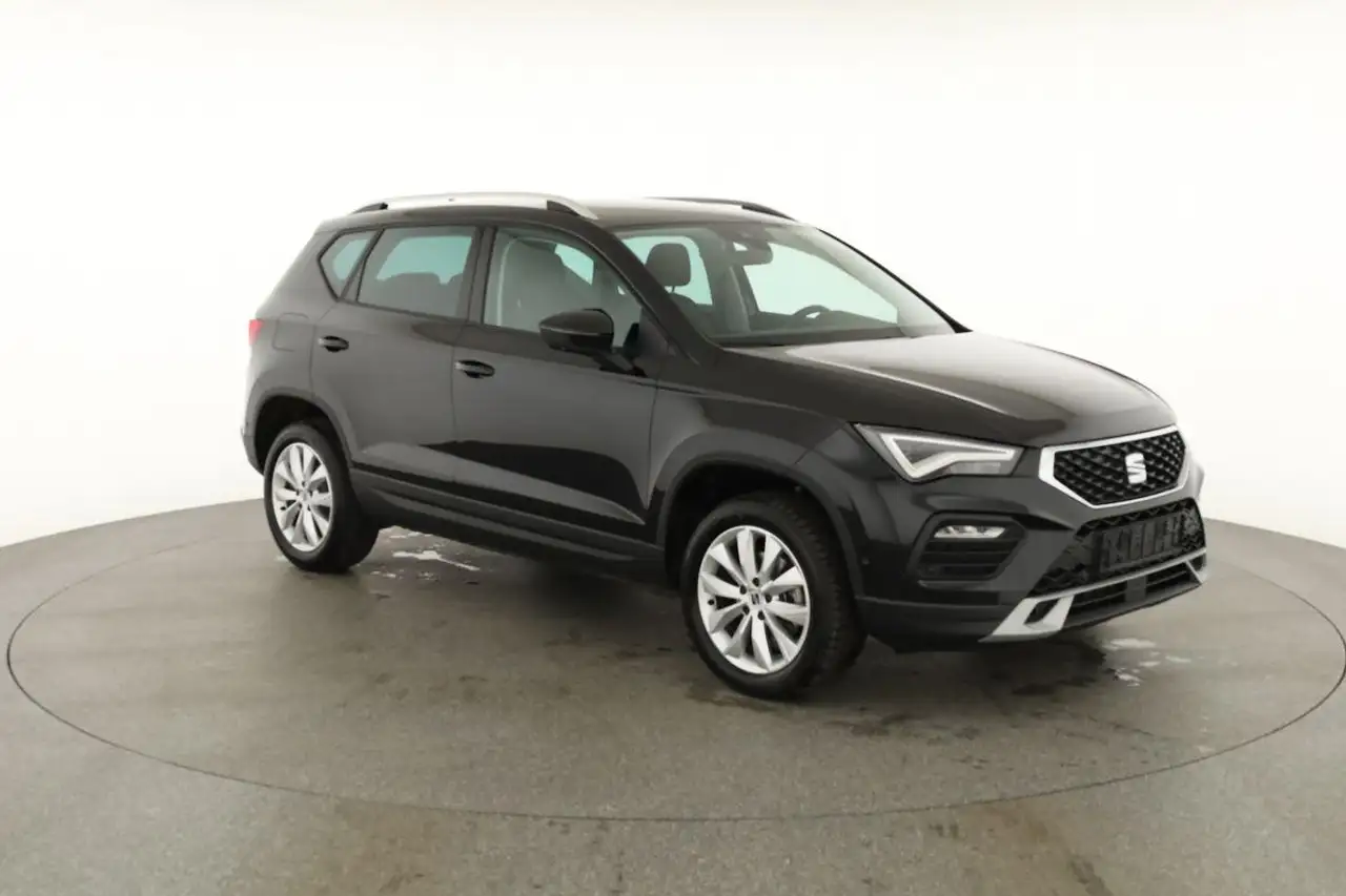 SEAT Ateca 1.5 TSI DSG Style, AHK, Navi, Kamera, el. Klappe 26